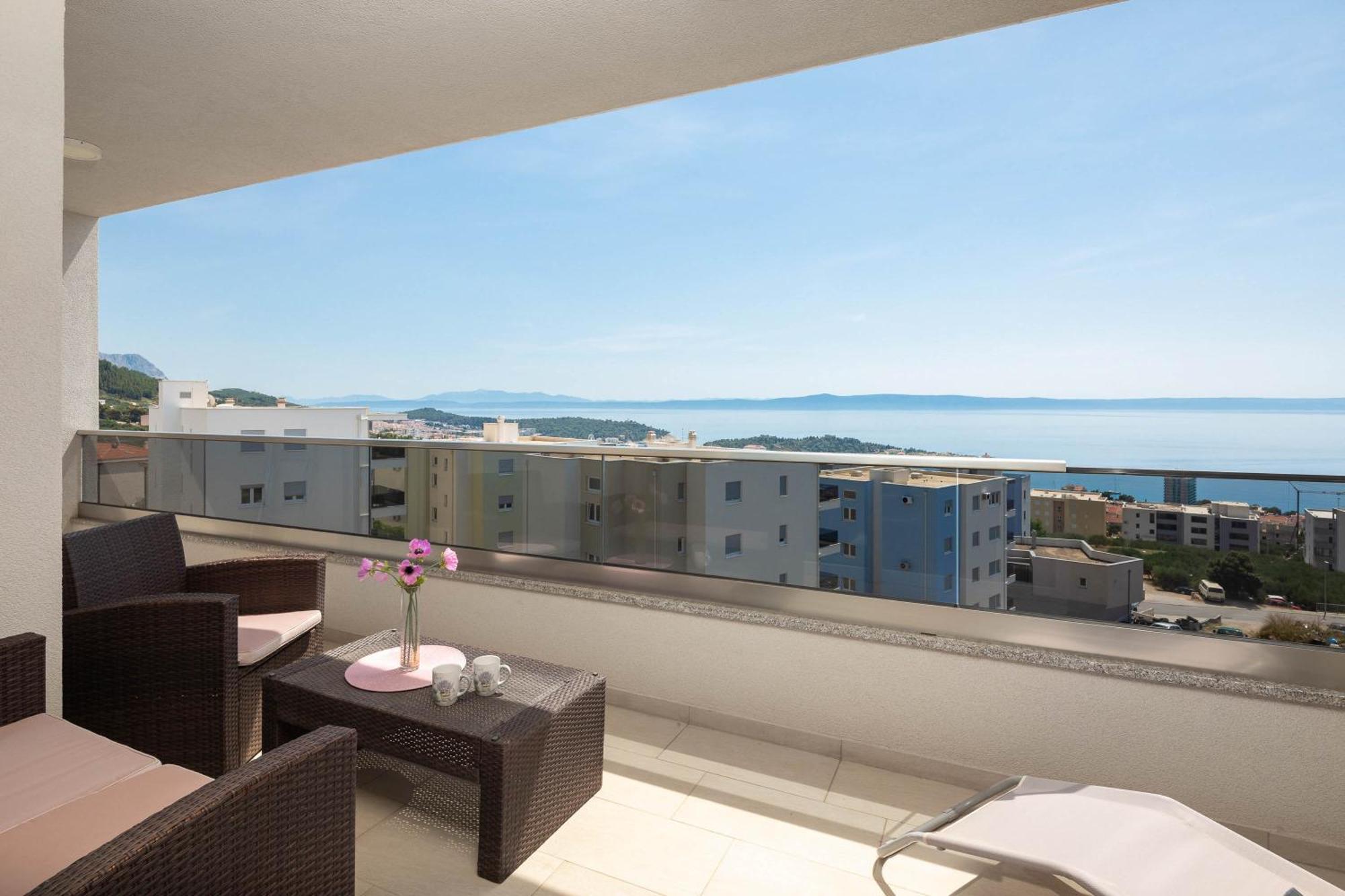 Apartman Adriatico - Sea View With Garage Makarska