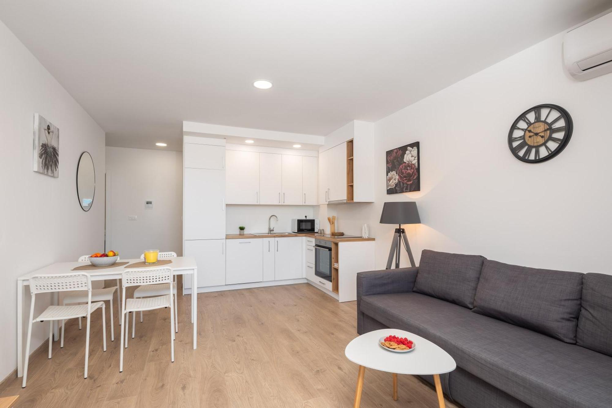 Adriatico - Sea View With Garage Apartman Makarska