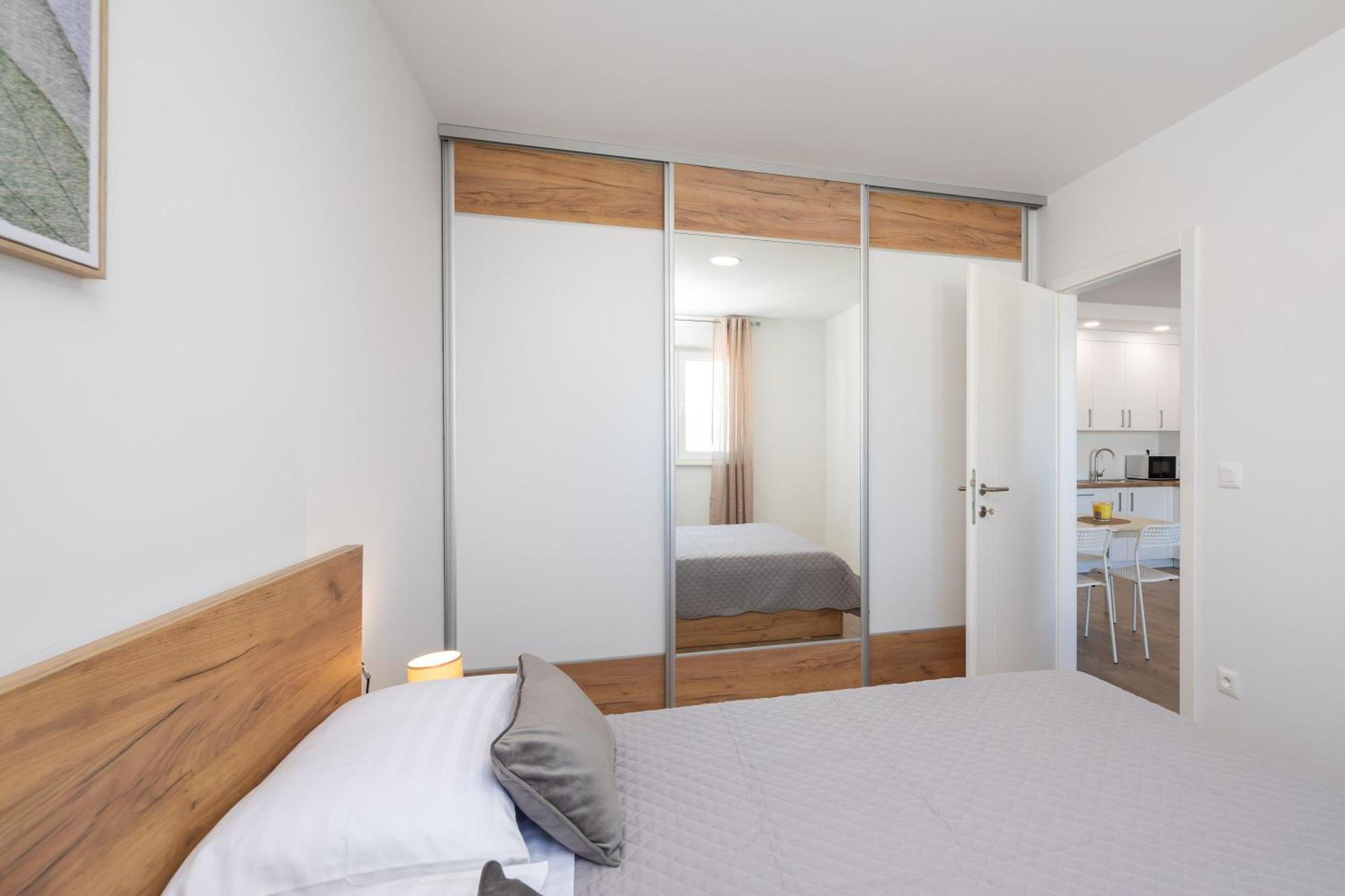 Adriatico - Sea View With Garage Apartman *