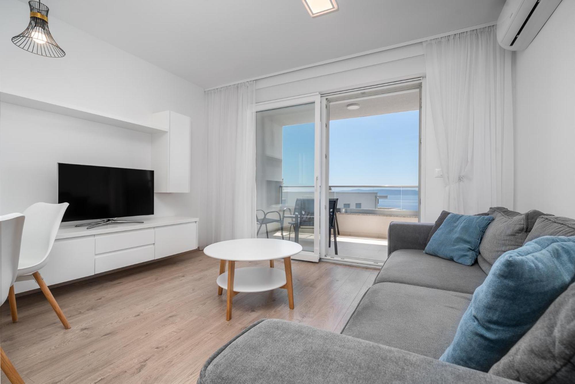 Adriatico - Sea View With Garage Makarska